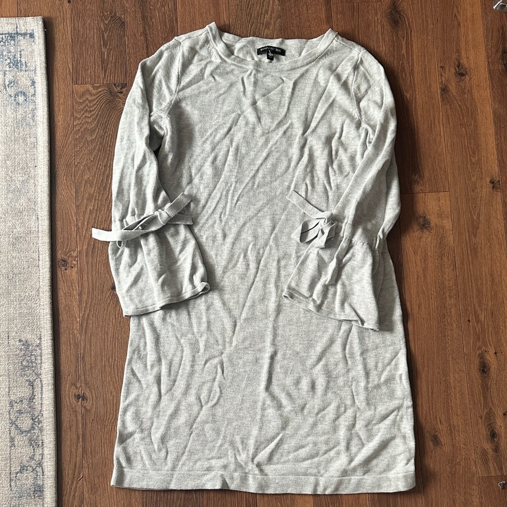 Banana Republic Grey Bell Sleeve Bow Sweater Dress Medium